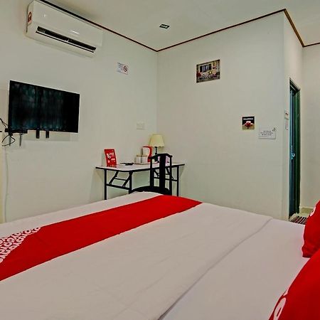 Capital O 90423 Teratai Chalet Hotell Kampong Raja Eksteriør bilde
